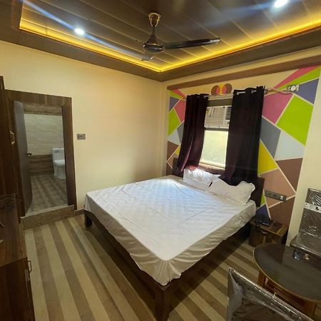 Himalaya Inn Guest House Varanasi Esterno foto