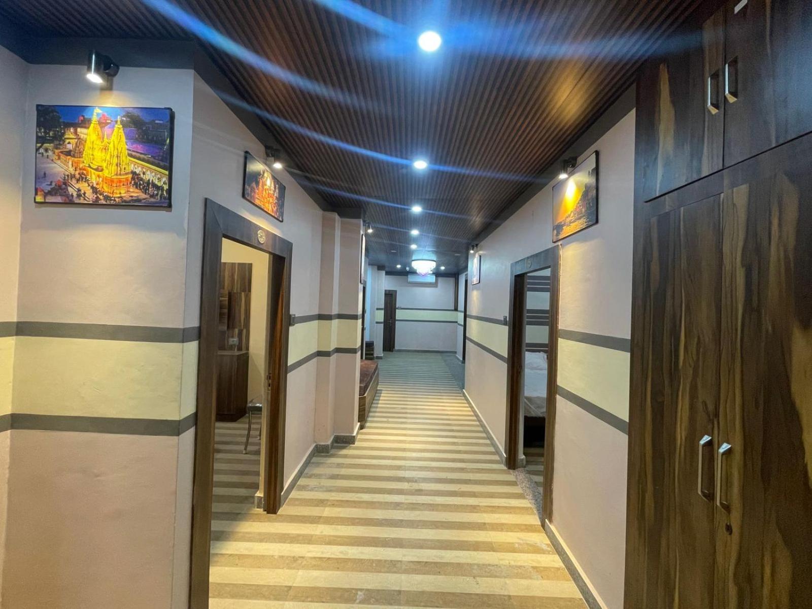 Himalaya Inn Guest House Varanasi Esterno foto